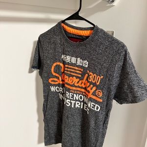 Superdry grey T-shirt medium size